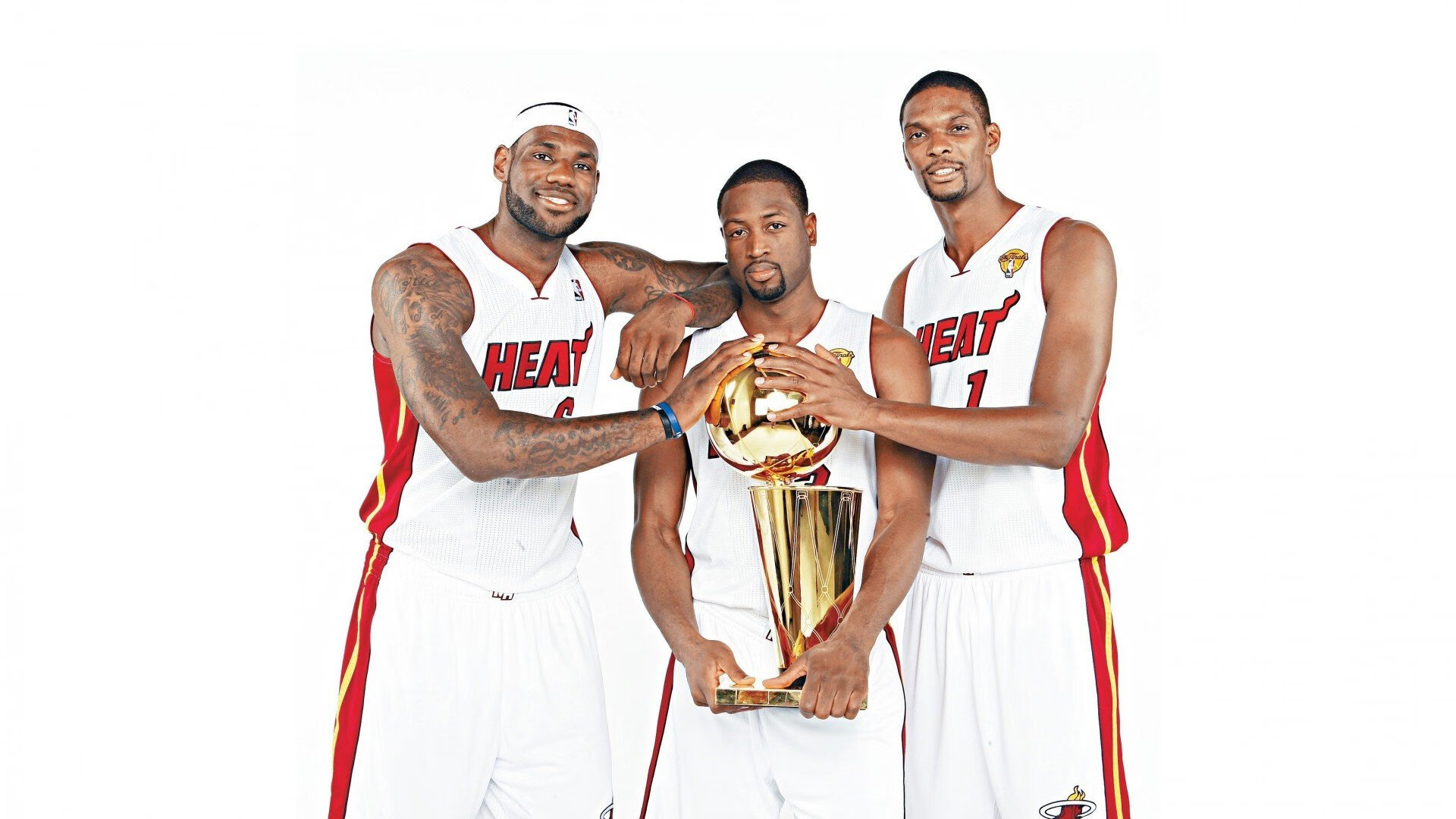 点球大战惊心动魄，豪门对决终分胜负